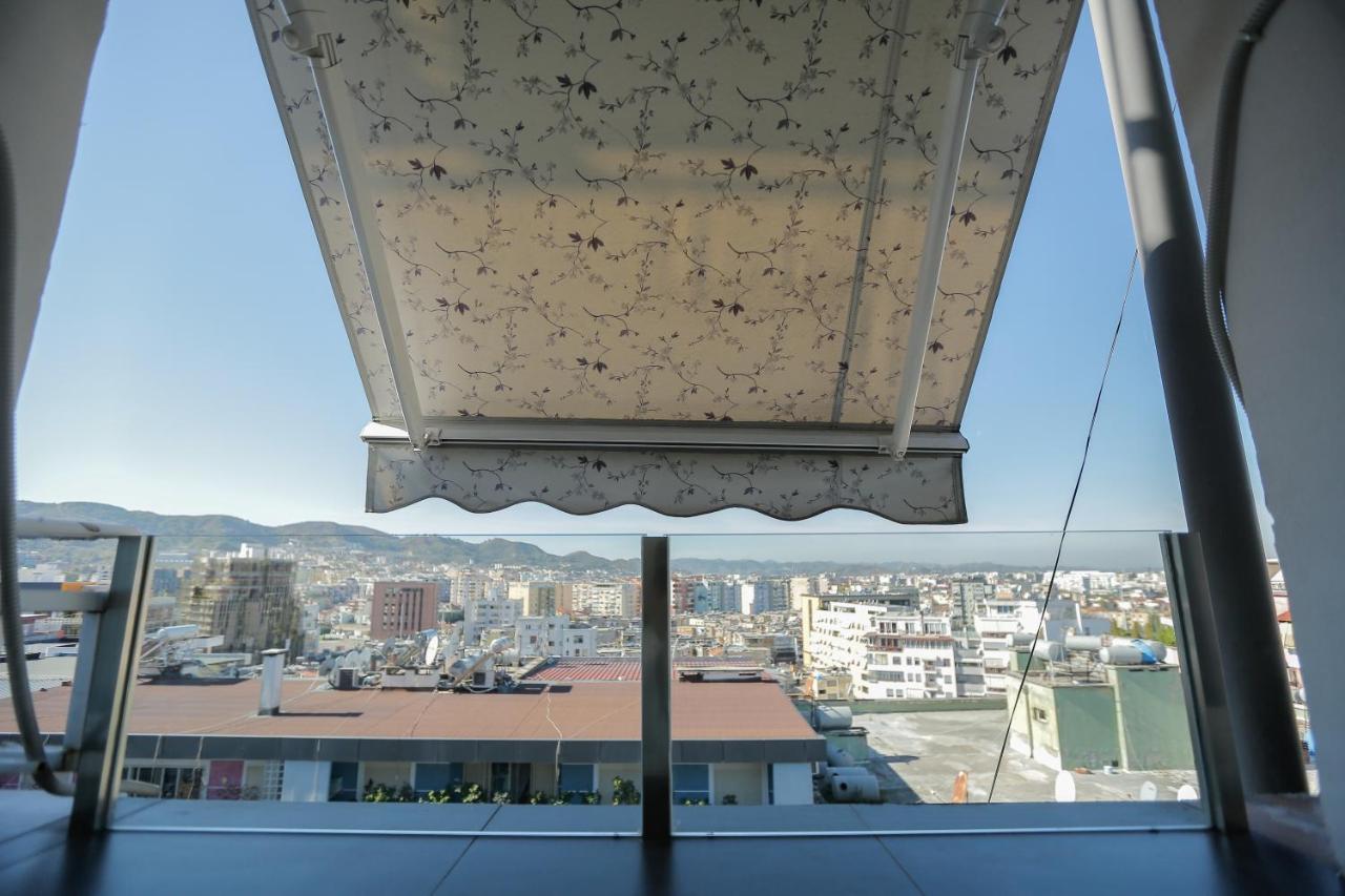 Miku Apartments-Luxury City View At Wilson Square Tirana Kültér fotó